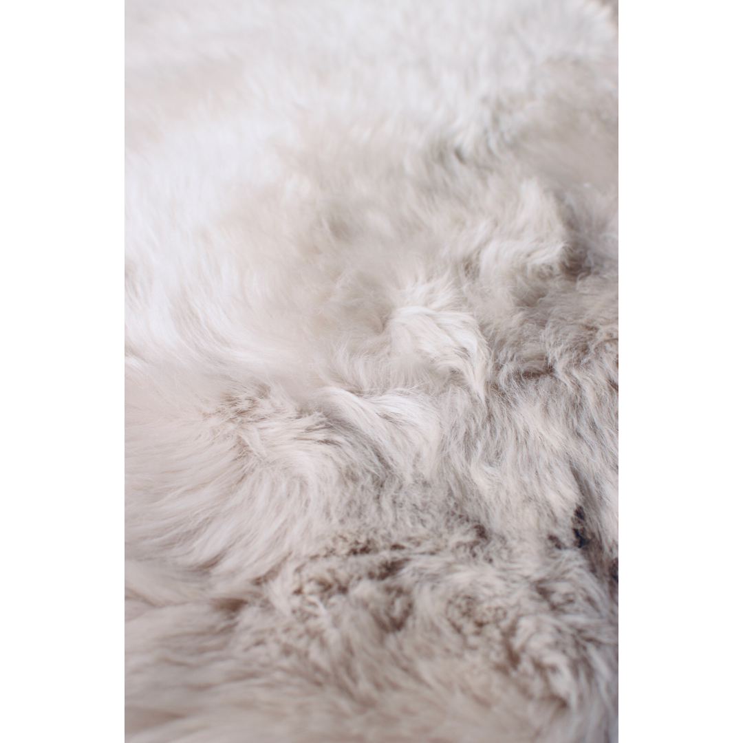 Single Virgin Australian Sheep Fur VSF1P W